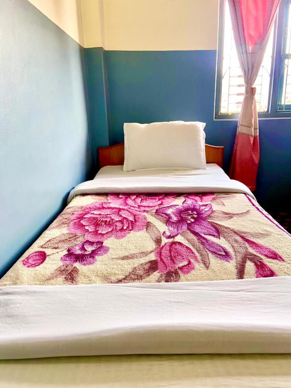 Hotel Piya Pvt Ltd Pokhara Eksteriør bilde